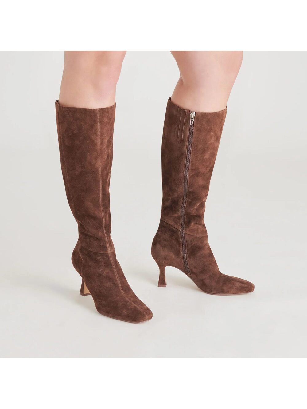 NWT Dolce Vita Gyra Dark Brown Suede Kitten Heel Boots Sz 7.5